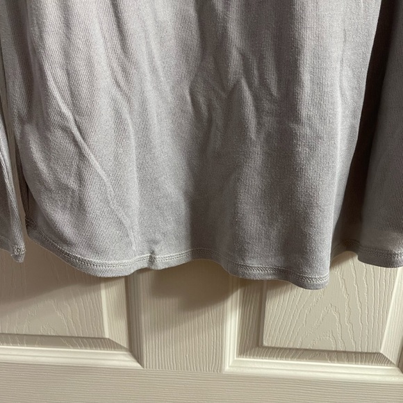 Long Sleeve woman’s Christmas Holiday top sz L new - Picture 6 of 9